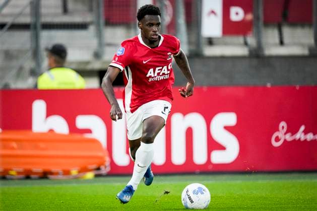 2025-08-07 AZ v FC Vaduz - UEFA Conference League 2025 26 Third Qualifying Round First Leg ALKMAAR, NETHERLANDS - AUGUST 7: Ernest Poku of AZ runs with the ball during the UEFA Conference League 2025 26 Third Qualifying Round First Leg match between AZ and FC Vaduz at AFAS Stadion on August 7, 2025 in Alkmaar, Netherlands. Alkmaar AFAS Stadion Netherlands Content not available for redistribution in The Netherlands directly or indirectly through any third parties. Copyright: xEdxvanxdexPolx