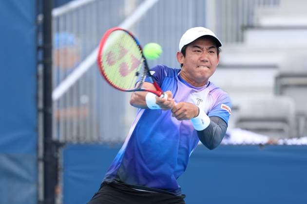 August 7, 2025, Mason, Ohio, USA: Mason, Ohio; Cincinnati Open Tennis Tournament - 2025 08 07 - Yoshihito Nishioka hits a ball against Terence Atmane. - ZUMAPress Mason USA - ZUMAn24_ 20250807_zaf_n24_003 Copyright: xWallyxNellx