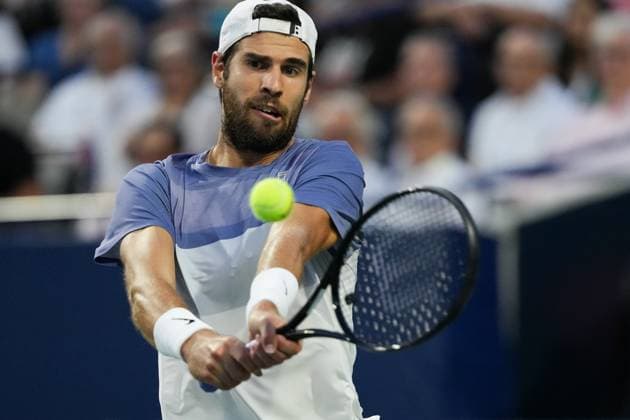 ATP, Tennis Herren Masters 1000 National Bank Open Toronto Presented by Rogers 2025 - Final Karen Khachanov of Russia plays a forehand against Ben Shelton of the United States during the Men s Singles Final match of the ATP Masters 1000 National Bank Open at Sobeys Stadium. on August 7, 2025 in Toronto, Canada. (Photo by Leonardo Ramirez Eyepix Group) Copyright: xLeonardoxRamirezx xEyepixxGroupx LR-07082025-07573