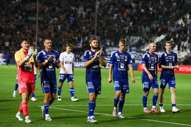 August 7, 2025, Thessaloniki, Greece: Wolfsberger player react after the end of a Europa League 3rd Qualifying Round game between PAOK FC and Wolfsberger AC. Thessaloniki Greece - ZUMAp191 20250807_zap_p191_006 Copyright: xGiannisxPapanikosx Thessaloniki Greece - ZUMA0829 0829565543st Copyright: xIMAGO GiannisxPapanikosx