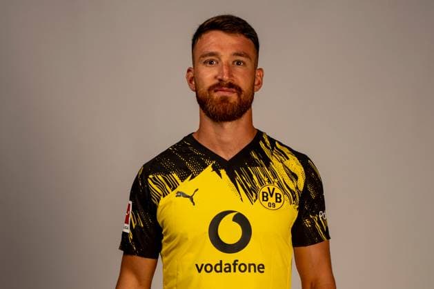 Borussia Dortmund 1 BL, portrait date 2025 2026 Borussia Dortmund 1 BL, portrait date 2025 2026 Salih Özcan Borussia Dortmund 1 BL, portrait date 2025 2026 Photo Borussia Dortmund Hendrik Deckers via Revierfoto Dortmund Training ground Hohenbuschei North Rhine-Westphalia Germany Poolfoto Borussia Dortmund Hendrik Deck ,EDITORIAL USE ONLY