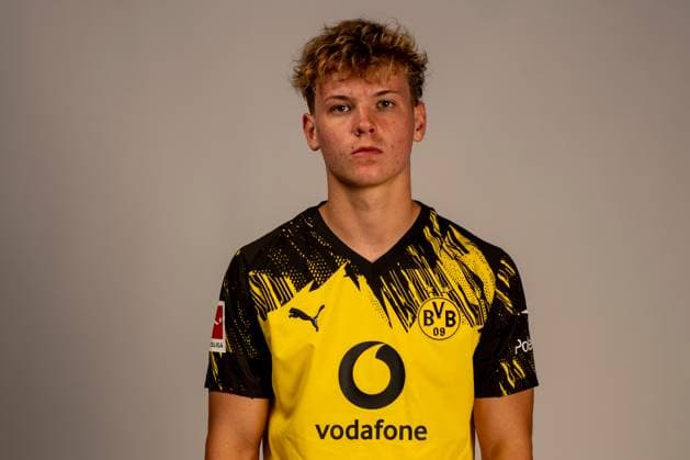 Borussia Dortmund 1 BL, portrait date 2025 2026 Borussia Dortmund 1 BL, portrait date 2025 2026 Cole Campbell Borussia Dortmund 1 BL, portrait date 2025 2026 Photo Borussia Dortmund Hendrik Deckers via Revierfoto Dortmund Training ground Hohenbuschei North Rhine-Westphalia Germany Poolfoto Borussia Dortmund Hendrik Deck ,EDITORIAL USE ONLY