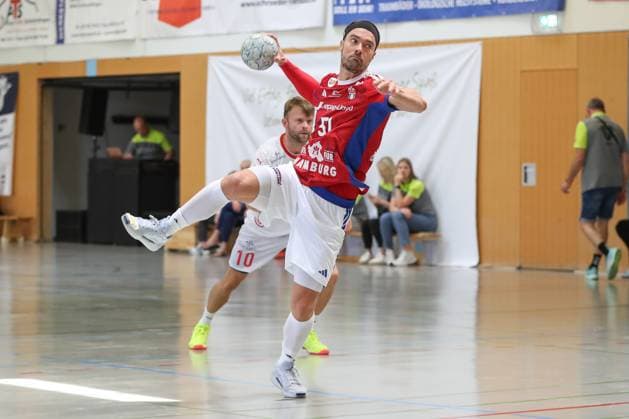08 08 2025, xgox, Handball Heide Cup, Handball Sport Verein Hamburg Kolstad Handbold emspor, v l Casper Mortensen Hamburg, 51 at Siebenmeter Schneverdingen