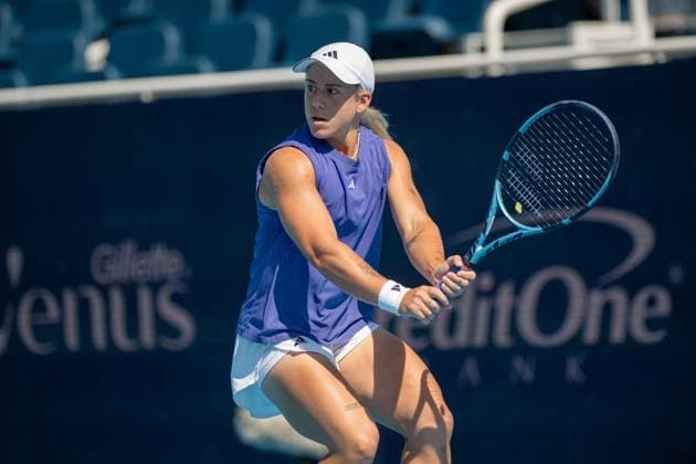 Cincinnati Open: Round 1 Match Caroline Garcia V Sonay Kartal Sonay Kartal is seen during the Round 1 match between Caroline Garcia and Sonay Kartal at the Cincinnati Open in Mason, Ohio, on August 8, 2025. Mason United States  Copyright: xJasonxWhitmanx originalFilename:whitman-cincinna250808_npWsJ.jpg