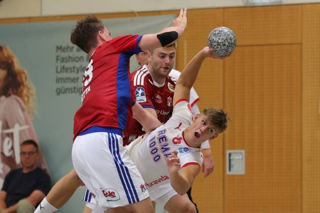 IHC 2025 HSV Hamburg vs Kolstad IL 08 08 25 Leon Bronken Nr 06, Kolstad IL , Maximilian Botta Nr 19, Hamburger Sport Verein Hamburg IHC 2025 HSV Hamburg vs Kolstad IL, KGS Sporthalle on 08 08 25 Copyright: xBEAUTIFULxSPORTS MarioxM.xKobergx