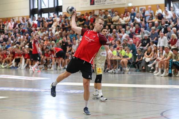 08 08 2025, xgox, Handball Heide Cup, TSV Hannover Burgdorf Aalborg Handbold emspor, v l Buster Juul Aalborg, 23 at Siebenmeter Schneverdingen