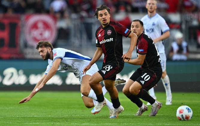 08 08 2025 Soccer Season 2025 2026 2 Soccer Bundesliga 02 Matchday 1 FC Nürnberg FCN Club SV Darmstadt 98 SVD Lilien Sportfoto Zink xwoxzix DFL regulations prohibit any use of photographs as image sequences and or quasi video only for editorial use Killian Corredor 34, SV Darmstadt 98 D98 SV98 Rafael Lubach 18, 1 FC Nürnberg FCN Julian Justvan 10, 1 FC Nürnberg FCN