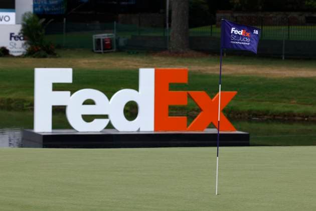 MEMPHIS, TN - AUGUST 08: The hole flag on No. 18 waves in the wind during the second round of the FedEx St. Jude Championship, August 8, 2025, at TPC Southward in Memphis, Tennessee. (Photo by Matthew Maxey Icon Sportswire) GOLF: AUG 08 PGA, Golf Herren FedEx Cup Playoffs - FedEx St. Jude Championship EDITORIAL USE ONLY Icon250808081