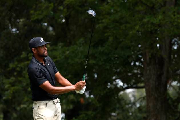 MEMPHIS, TN - AUGUST 08: Tony Finau of United States during the second round of the FedEx St. Jude Championship, August 8, 2025, at TPC Southward in Memphis, Tennessee. (Photo by Matthew Maxey Icon Sportswire) GOLF: AUG 08 PGA, Golf Herren FedEx Cup Playoffs - FedEx St. Jude Championship EDITORIAL USE ONLY Icon250808045