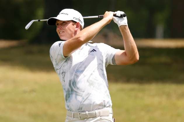 MEMPHIS, TN - AUGUST 08: Jacob Bridgeman of United States watches his second shot on No. 3 during the second round of the FedEx St. Jude Championship, August 8, 2025, at TPC Southward in Memphis, Tennessee. (Photo by Matthew Maxey Icon Sportswire) GOLF: AUG 08 PGA, Golf Herren FedEx Cup Playoffs - FedEx St. Jude Championship EDITORIAL USE ONLY Icon250808061