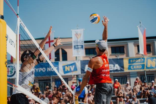 Beach volleyball, Beachvolleyball - Baden Challenge BADEN,AUSTRIA,09.AUG.25 - BEACH VOLLEYBALL - FIVB World Tour - Baden Challenge. Image shows Alejandro Huerta Pastor (ESP).  GEPAxpictures xAlexanderxSolc