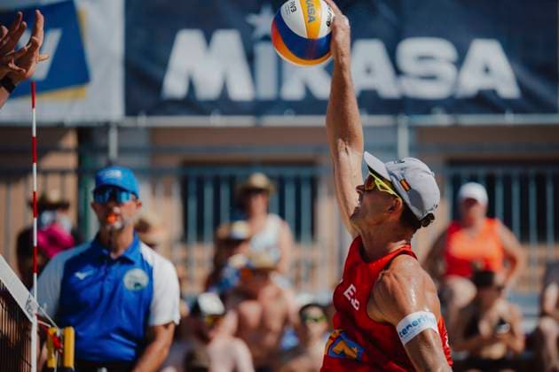 Beach volleyball, Beachvolleyball - Baden Challenge BADEN,AUSTRIA,09.AUG.25 - BEACH VOLLEYBALL - FIVB World Tour - Baden Challenge. Image shows Alejandro Huerta Pastor (ESP).  GEPAxpictures xAlexanderxSolc