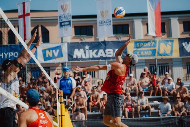 Beach volleyball, Beachvolleyball - Baden Challenge BADEN,AUSTRIA,09.AUG.25 - BEACH VOLLEYBALL - FIVB World Tour - Baden Challenge. Image shows Alejandro Huerta Pastor (ESP).  GEPAxpictures xAlexanderxSolc