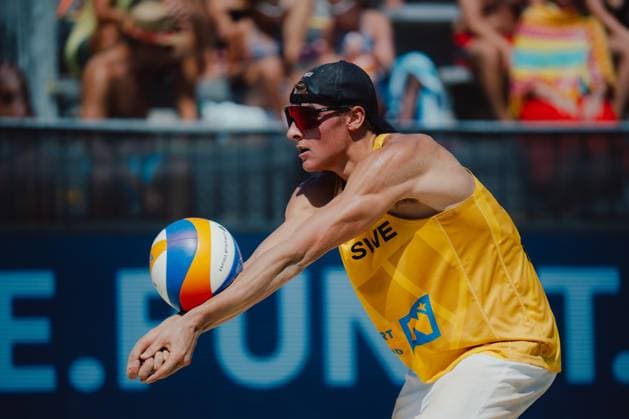 Beach volleyball, Beachvolleyball - Baden Challenge BADEN,AUSTRIA,09.AUG.25 - BEACH VOLLEYBALL - FIVB World Tour - Baden Challenge. Image shows Elmer Andersson (SWE).  GEPAxpictures xAlexanderxSolc