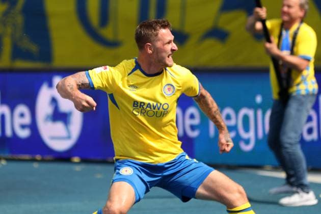 Braunschweig vs Fürth, 2 BL Braunschweig, 09 08 2025, FOOTBALL Eintracht Braunschweig vs SpVgg Greuther Fürth, 2 BL, Season 2025 26 Sebastian Polter Eintracht Braunschweig celebrates after his penalty goal for 3 2 Braunschweig