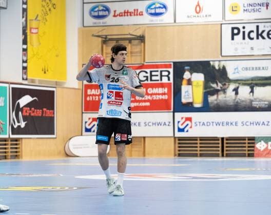 09 08 2025 Handball Sporthalle Schwaz Ost, Osthalle, Tirol, Austria Silberregion Karwendel Cup 3rd place match Sparkasse Schwaz Handball Tirol white Eulen Ludwigshafen red Bild 26 Michael Miskovez Schwaz
