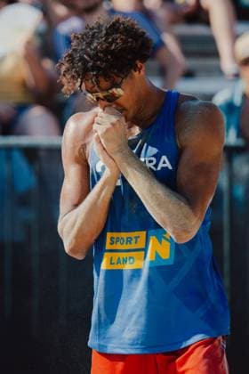 Beach volleyball, Beachvolleyball - Baden Challenge BADEN,AUSTRIA,09.AUG.25 - BEACH VOLLEYBALL - FIVB World Tour - Baden Challenge. Image shows Calvin Aye (FRA).  GEPAxpictures xAlexanderxSolc