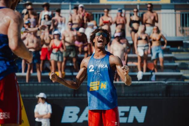 Beach volleyball, Beachvolleyball - Baden Challenge BADEN,AUSTRIA,09.AUG.25 - BEACH VOLLEYBALL - FIVB World Tour - Baden Challenge. Image shows the rejoicing of Calvin Aye (FRA).  GEPAxpictures xAlexanderxSolc
