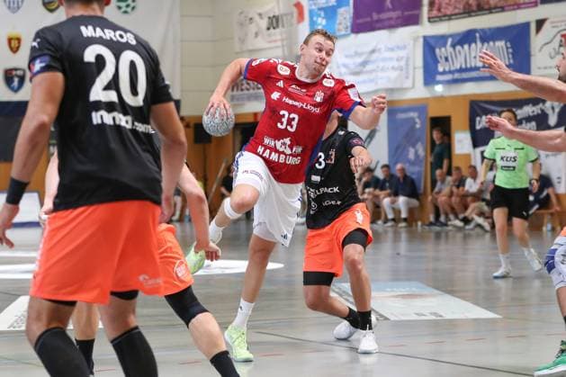 09 08 2025, xgox, Handball Heide Cup, Handball Sport Verein Hamburg Kadetten Schaffhausenemspor, v l Moritz Sauter Hamburg, 33 t Schneverdingen