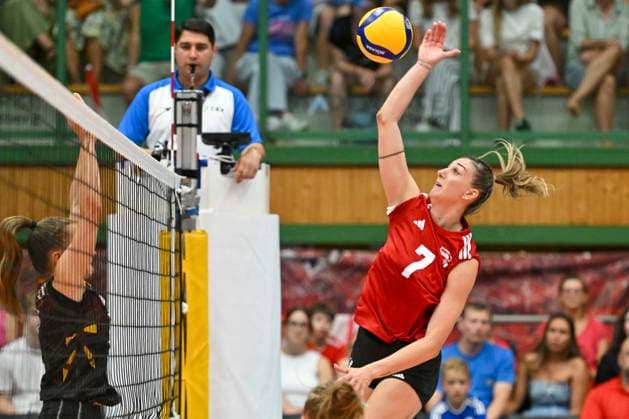 VOLLEYBALL - CEV EURO Quali, AUT vs MKD HARTBERG,AUSTRIA,09.AUG.25 - VOLLEYBALL - CEV Women s European Volleyball Championship 2026, qualification, OEVV international match, Länderspiel, Nationalmannschaft Austria vs North Macedonia. Image shows Aida Mehic (AUT).  GEPAxpictures xAvnixRetkoceri