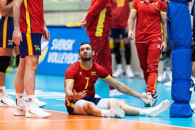 250809 Jordi Ramon Ferragut of Spain looks dejected during Eurovolley Qualifier match between Sweden and Spain on August 9, 2025 in Habo Photo Robert Boman BILDBYRAN kod XZ XZ0216 volleyboll volleyball landslaget sverige spanien national team bbeng em kval em kval herrlandslaget depp  Copyright: ROBERTxBOMAN BB250809BB622