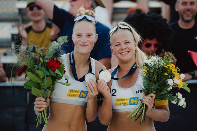 Beach volleyball, Beachvolleyball - Baden Challenge BADEN,AUSTRIA,09.AUG.25 - BEACH VOLLEYBALL - FIVB World Tour - Baden Challenge. Image shows the rejoicing of Mila Konink (NED) and Raisa Schoon (NED).  GEPAxpictures xAlexanderxSolc