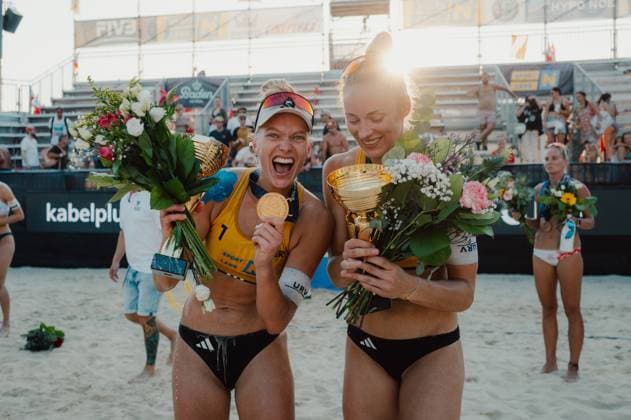 Beach volleyball, Beachvolleyball - Baden Challenge BADEN,AUSTRIA,09.AUG.25 - BEACH VOLLEYBALL - FIVB World Tour - Baden Challenge. Image shows the rejoicing of Linda Bock (GER) and Louisa Lippmann (GER).  GEPAxpictures xAlexanderxSolc