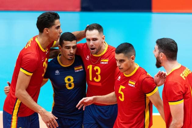 250809 Carlos Nieves Suarez, Unai Larranga Ledo, Andres Jesus Villena, Ruben Lorente Camacho and Miguel Angel Fornes of Spain celebrate during Eurovolley Qualifier match between Sweden and Spain on August 9, 2025 in Habo Photo Robert Boman BILDBYRAN kod XZ XZ0216 volleyball volleyball landslaget sverige spanien national team bbeng em kval em kval herrlandslaget jubel  Copyright: ROBERTxBOMAN BB250809BB689