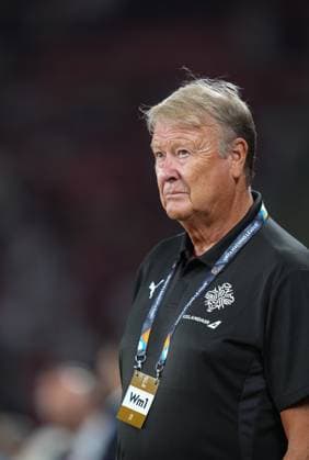 Turkiye v Iceland - UEFA Nations League IZMIR, TURKIYE - SEPTEMBER 09: Head Coach of Iceland Age Hareide follows the UEFA Nations League B Group 4 match between Turkiye and Iceland at Gursel Aksel Stadium in Izmir, Turkiye on September 09, 2024. Izmir Turkey. Editorial use only. Please get in touch for any other usage.  Copyright: x2025xAnadoluxMehmetxEminxMengüarslanx