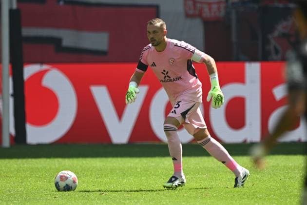 Goalkeeper Florian KASTENMEIER D Action, Single action, Soccer 2 Bundesliga, 2 Matchday, Fortuna Duesseldorf D Hannover 96 H 0 2 on 09 08 2025 at Merkur Spiel Arena Duesseldorf Germany DFL regulations prohibit any use of photographs as image sequences and or quasi video ÃÂ