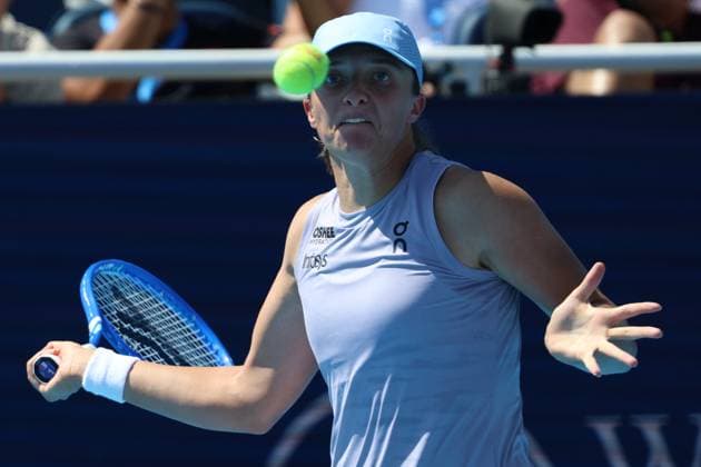 August 9, 2025, Mason, Ohio, United States: IGA SWIATEK of Poland during the match against A. Potapova in the second round of the Cincinnati Open at the Lindner Family Tennis Center. Mason, Ohio. Swiatek won 6:1, 6:4 Mason United States - ZUMAc278 20250809_zsp_c278_007 Copyright: xMarcinxCholewinskix
