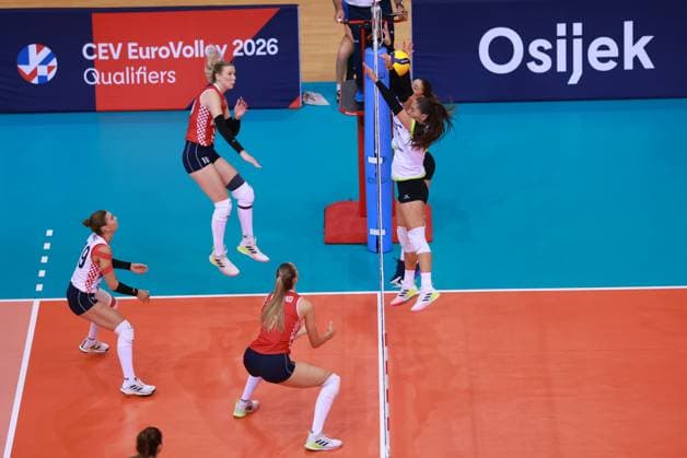 Croatia v Kosovo: CEV EuroVolley 2026 Qualifiers Izabela Stimac and Luna Becic of Croatia and Valmira Ramadani and Jona Krasniqi of Kosovo during the CEV EuroVolley 2026 Qualification Phase group G Leg 4 match between Croatia and Kosovo at Gradski vrt Hall in Osijek, Croatia, on August 9, 2025.  DavorxJavorovic PIXSELL