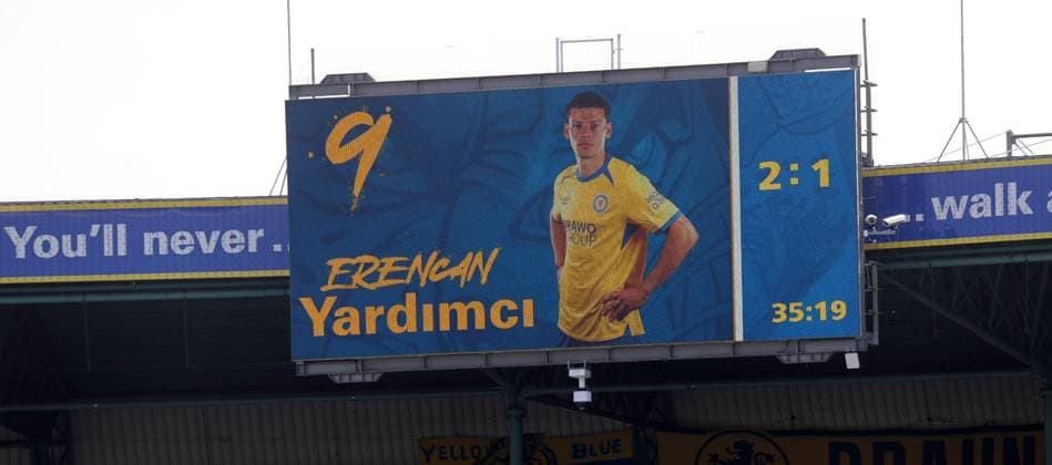 Scoreboard 2 1 by Erencan Yardimci Eintracht Braunschweig Football, Men, Season 2025 2026 2 BL, Eintracht Stadion, Eintracht Braunschweig vs Spielvereinigung Greuther Fuerth 3 2 DFL REGULATIONS PROHIBIT ANY USE OF PHOTOGRAPHS AS IMAGE SEQUENCES AND OR QUASI VIDEO