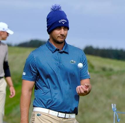 UK: Nexo Championship, Old Course at Trump International Golf Links, Aberdeen, Scotland on 09 August 2025: Pictured: Julien Brun (France) juggles his ball during the third round of the Nexo Championship 2025 at Trump International Golf Links, Aberdeenshire, Scotland Aberdeen Trump International Golf Links Scotland Copyright: xAlexxToddx
