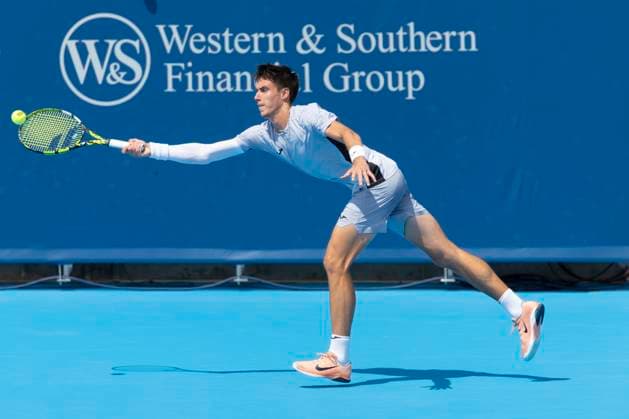 August 9, 2025, Mason, Ohio, USA: Mason, Ohio; Cincinnati Open Tennis Tournament - 2025 08 09 -Fabian Marozsan plays a ball against opponent Stefanos Tsitsipas. - ZUMAPress Mason USA - ZUMAn24_ 20250809_zaf_n24_109 Copyright: xWallyxNellx