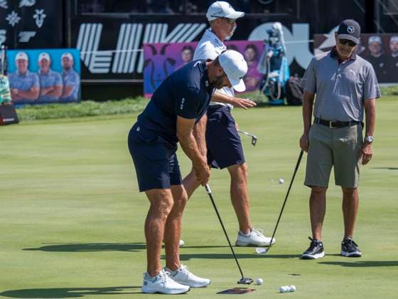 BOLINGBROOK, IL - AUGUST 09: Dustin Johnson warms up on the putting green during day two of LIV Golf Chicago on Saturday, August 09, 2025 at Bolingbrook Golf Club in Bolingbrook, IL. (Photo by Joseph Weiser Icon Sportswire) GOLF: AUG 09 LIV Golf Chicago EDITORIAL USE ONLY Icon250809005