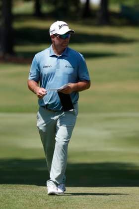 MEMPHIS, TN - AUGUST 09: Ryan Fox of New Zealand walks to the No. 10 green during the third round of the FedEx St. Jude Championship, August 9, 2025, at TPC Southward in Memphis, Tennessee. (Photo by Matthew Maxey Icon Sportswire) GOLF: AUG 09 PGA, Golf Herren FedEx Cup Playoffs - FedEx St. Jude Championship EDITORIAL USE ONLY Icon250809019