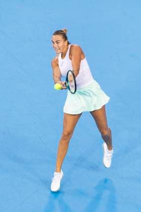 August 9, 2025, Mason, Ohio, USA: Mason, Ohio; Cincinnati Open Tennis Tournament - 2025 08 09 - Aryna Sabalenko plays a ball against opponent Marketa Vondrousova. - ZUMAPress Mason USA - ZUMAn24_ 20250809_zaf_n24_201 Copyright: xWallyxNellx