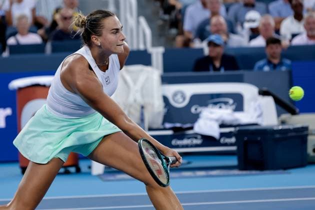 August 9, 2025, Mason, Ohio, U.S: Aryna Sabalenka (BLR) hits a forehand shot during SaturdayÃ¢â‚¬â ¢s second round of the Cincinnati Open at the Lindner Family Tennis Center, Mason, Oh. Mason U.S - ZUMAs304 20250809_zaf_s304_046 Copyright: xScottxStuartx
