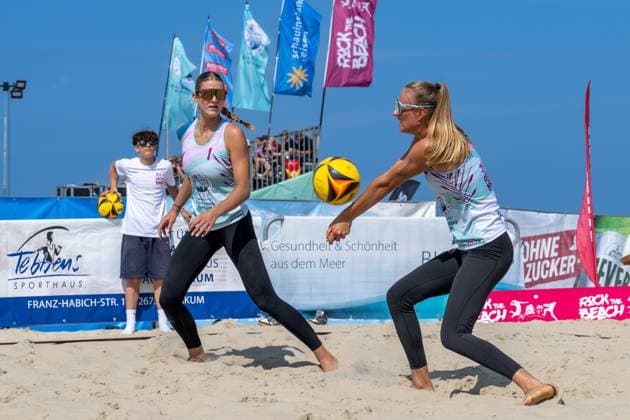 Rock The Beach Tour Borkum, 09 08 2025 Clara Dreßen, Mila Jancar Rock The Beach Tour Borkum on 09 08 2025 Copyright: xBEAUTIFULxSPORTS PeterxWeberx