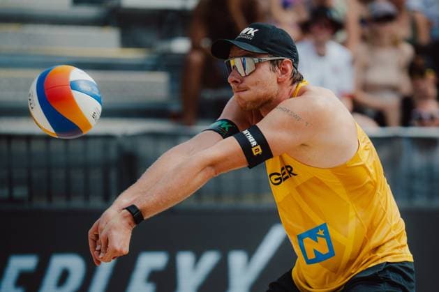 Beach volleyball, Beachvolleyball - Baden Challenge BADEN,AUSTRIA,10.AUG.25 - BEACH VOLLEYBALL - FIVB World Tour - Baden Challenge. Image shows Nils Ehlers (GER).  GEPAxpictures xAlexanderxSolc