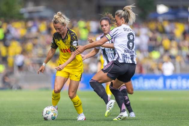 Test match women Borussia Dortmund Juventus Turin 10 08 2025 Rita Schumacher Borussia Dortmund, 10 , Martina Rosucci Juventus Turin, 8 in the test match between Borussia Dortmund and Juventus Turin, on 10 08 2025, Stadion Rote Erde, Dortmund Copyright: xBEAUTIFULxSPORTS Meuselx