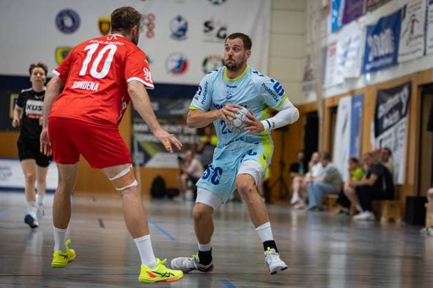 IHC 2025 VfL Gummersbach vs Kolstad IL 10 08 25 Magnus Søndena Nr 10, Kolstad IL vs Kentin Mahé Nr 22, VfL Gummersbach IHC 2025 VfL Gummersbach vs Kolstad IL, KGS Sporthalle on 10 08 25 Copyright: xBEAUTIFULxSPORTS MarioxM.xKobergx