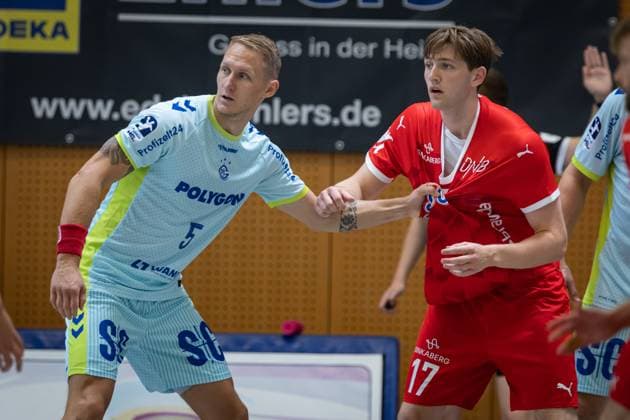 IHC 2025 VfL Gummersbach vs Kolstad IL 10 08 25 Tilen Kodrin Nr 05, VfL Gummersbach , Magnus Stølefjell Nr 17, Kolstad IL at the circle IHC 2025 VfL Gummersbach vs Kolstad IL, KGS Sporthalle on 10 08 25 Copyright: xBEAUTIFULxSPORTS MarioxM.xKobergx