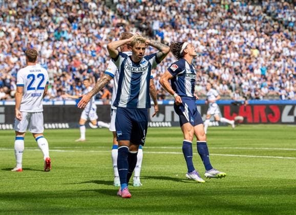 Soccer, Men, Season 2025 2026, 2 Bundesliga 2 Matchday , Hertha BSC Karlsruher SC, v l Dawid Kownacki Hertha BSC , Fabian Reese Hertha BSC , 10 08 2025, Copyright: xSebastianxRäppold MatthiasxKochx