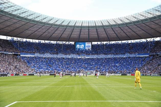 10 08 2025, xtgx, Soccer 2 Bundesliga, Hertha BSC Berlin Karlsruher SC emspor, v l symbol photo, symbol image, symbol fans, spectators, audience, tribute choreo, choreography, choreography DFL DFB REGULATIONS PROHIBIT ANY USE OF PHOTOGRAPHS as IMAGE SEQUENCES and or QUASI VIDEO Berlin