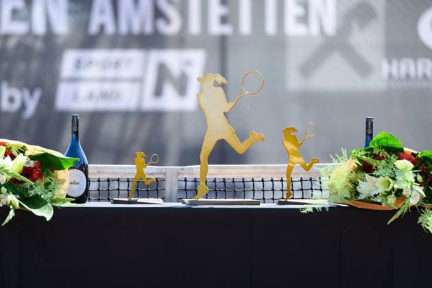 TENNIS - WTA, Tennis Damen Ladies Open Amstetten AMSTETTEN,AUSTRIA,10.AUG.25 - TENNIS - ITF World Tennis Tour, Ladies Open Amstetten. Image shows a feature of the trophys.  GEPAxpictures xChristianxMoser