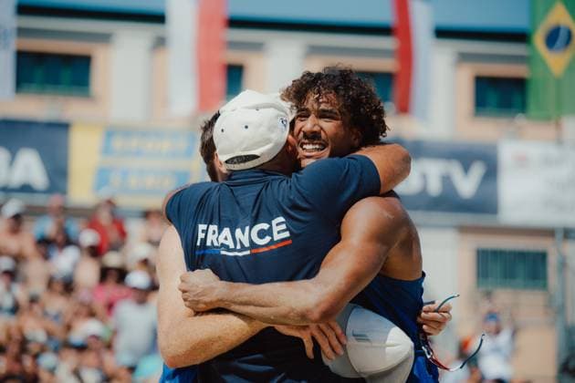 Beach volleyball, Beachvolleyball - Baden Challenge BADEN,AUSTRIA,10.AUG.25 - BEACH VOLLEYBALL - FIVB World Tour - Baden Challenge. Image shows the rejoicing of Remi Bassereau (FRA) and Calvin Aye (FRA).  GEPAxpictures xAlexanderxSolc