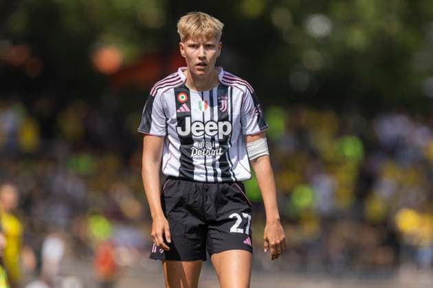 Test match women Borussia Dortmund Juventus Turin 10 08 2025 Paulina Krumbiegel Juventus Turin, 27 in the test match between Borussia Dortmund and Juventus Turin, on 10 08 2025, Stadion Rote Erde, Dortmund Copyright: xBEAUTIFULxSPORTS Meuselx