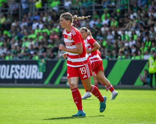 Soccer I Women I Season 2025 2026 I Test match I VfL Wolfsburg 1 FC Union Berlin I 10 08 2025 Samantha Steuerwald 19, 1 FC Union Berlin Crop, close-up, portrait, portrait, single photo, single image, body Wolfsburg AOK Stadium Lower Saxony Germany Copyright: xLobeca InesxHähnelx